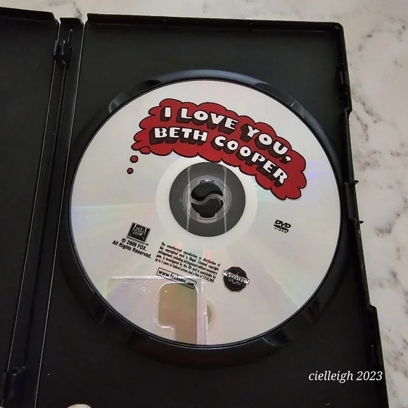📽3 for $10 movies📽 I Love You, Beth Cooper DVD - Picture 2 of 4
